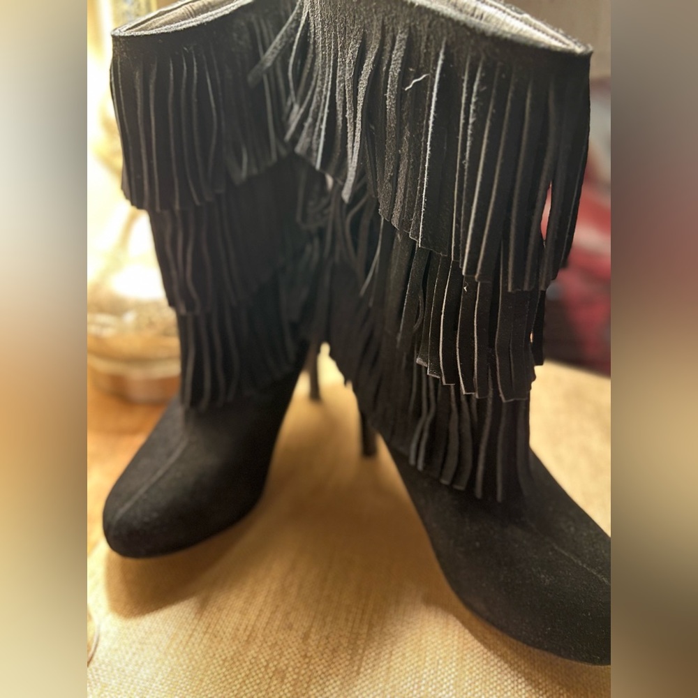 Boots with Tassels